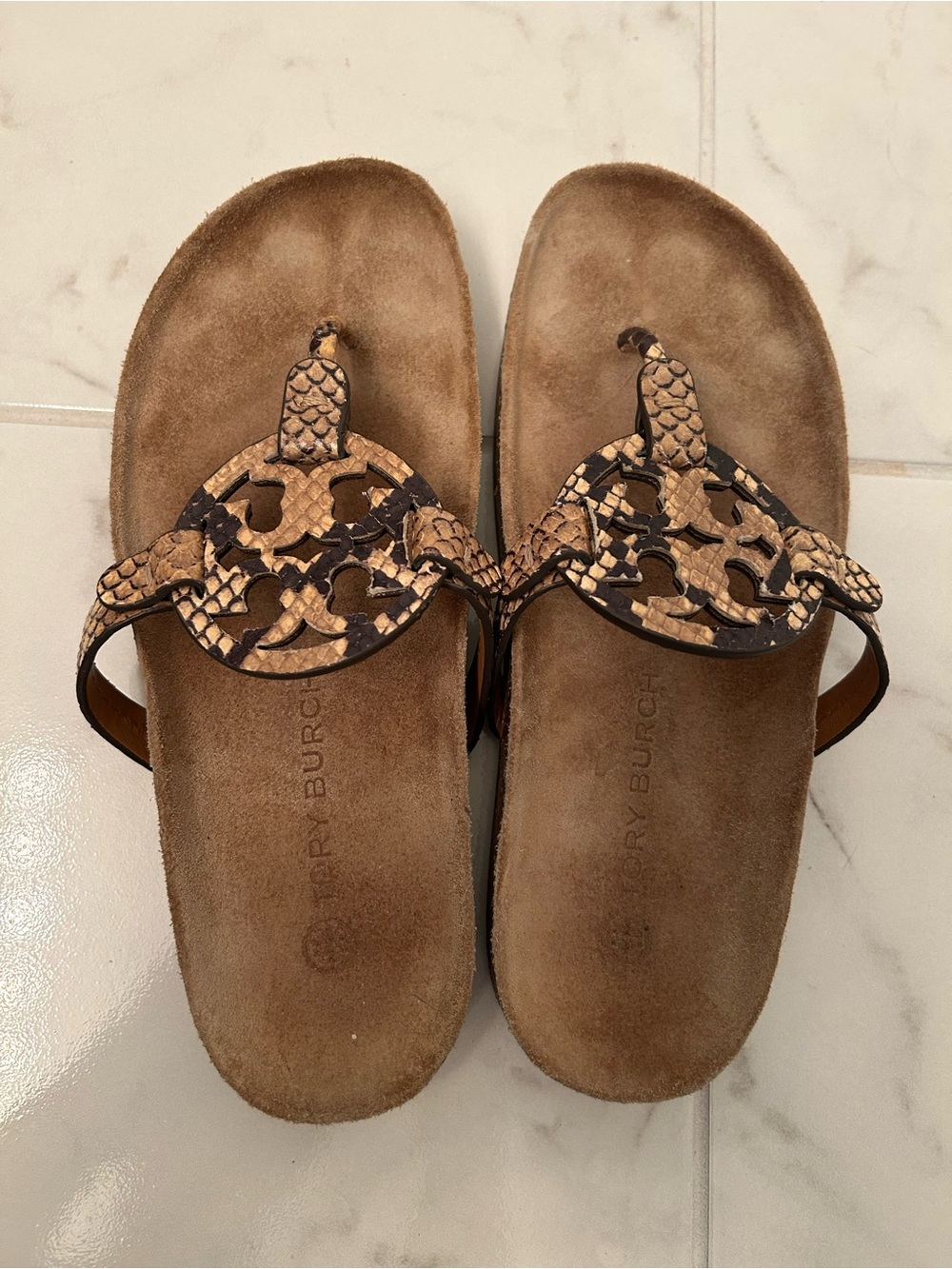 Tory Burch Snake-Print Logo Thong Sandals cork foot bed
